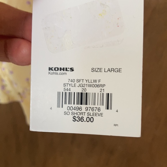 Relisted So yellow with floral print cinch front top size L - Picture 10 of 17